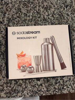 SodaStream Silver Mixology Kit - Stainless Cocktail Set